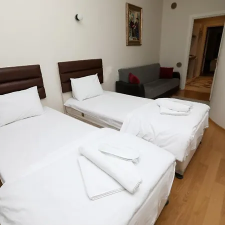 Magnolia Hause With Terrace 200 Meters From Taksim Διαμέρισμα Κωνσταντινούπολη
