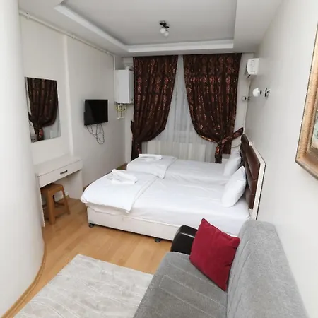 Magnolia Hause With Terrace 200 Meters From Taksim Διαμέρισμα *