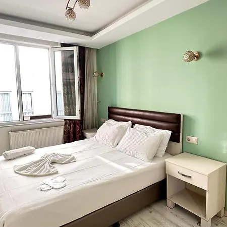 Διαμέρισμα Magnolia Hause With Terrace 200 Meters From Taksim Κωνσταντινούπολη
