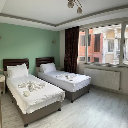 Διαμέρισμα Magnolia Hause With Terrace 200 Meters From Taksim