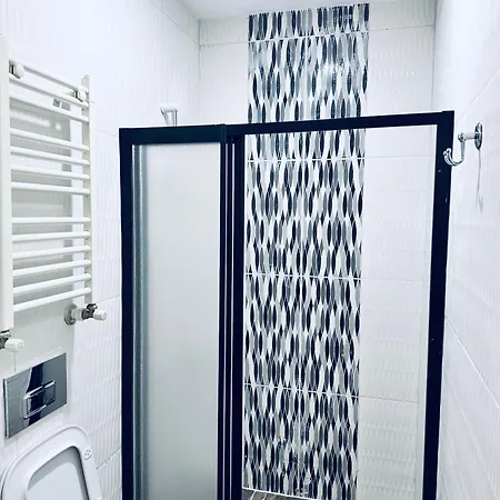 Apartament Magnolia Hause With Terrace 200 Meters From Taksim *