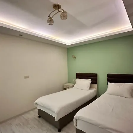 Magnolia Hause With Terrace 200 Meters From Taksim