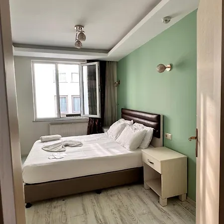 Apartament Magnolia Hause With Terrace 200 Meters From Taksim *
