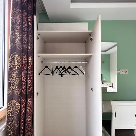 Magnolia Hause With Terrace 200 Meters From Taksim Apartament *