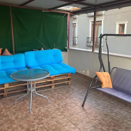 Magnolia Hause With Terrace 200 Meters From Taksim Apartament *